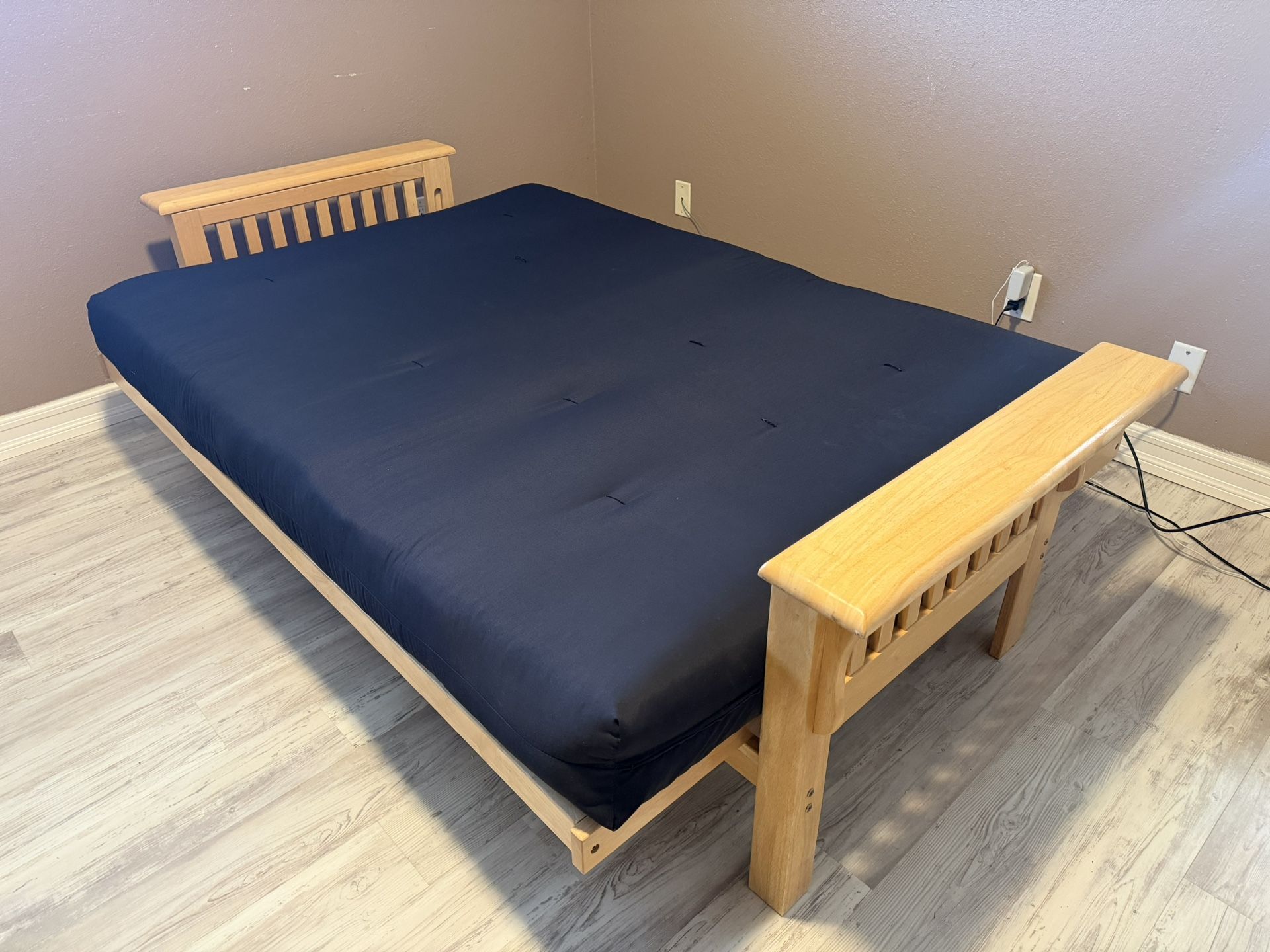 Heavy Duty Wood Frame Futon Full Size Bed Couch 