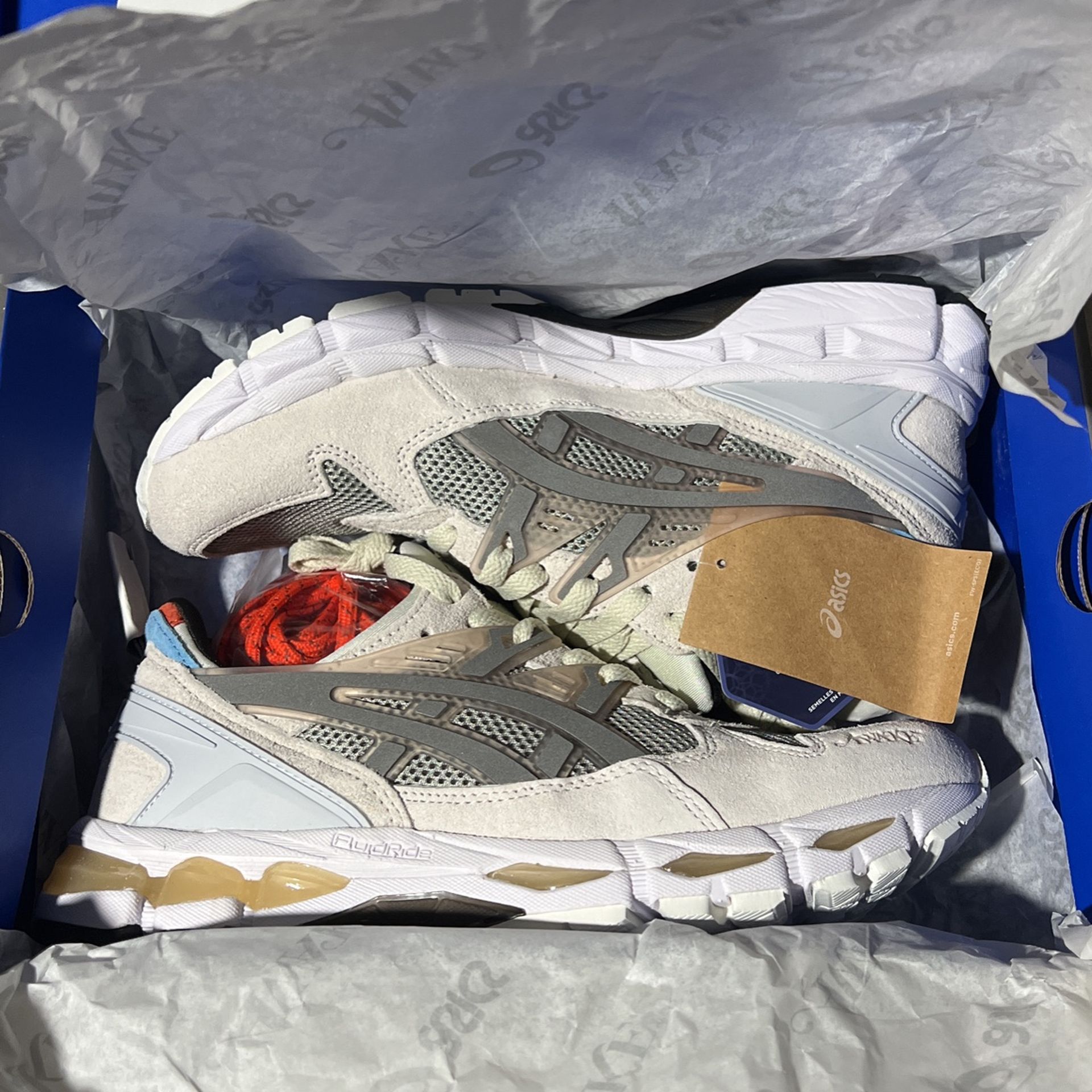 ASICS gel Kayano 21 Awake NY