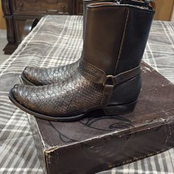Botas Cuadra De Hombre 