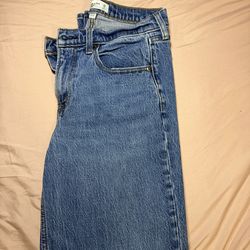 Abercrombie & Fitch “The Straight Mid Rise” Jeans