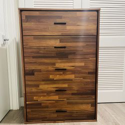 Dresser Or Chest Or Cabinet 