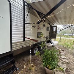 2016 Star Craft Camper 