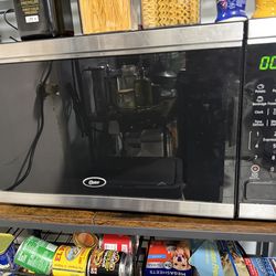 Oster Microwave