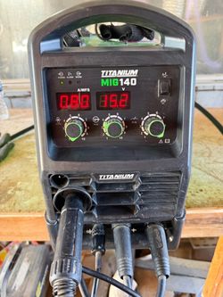 Titanium MIG welder