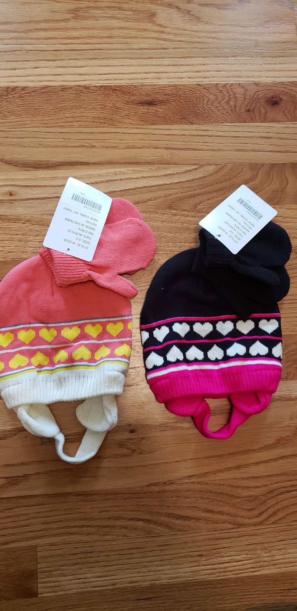 Hat and mitten set