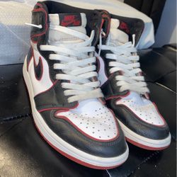 Jordan 1 Bloodline