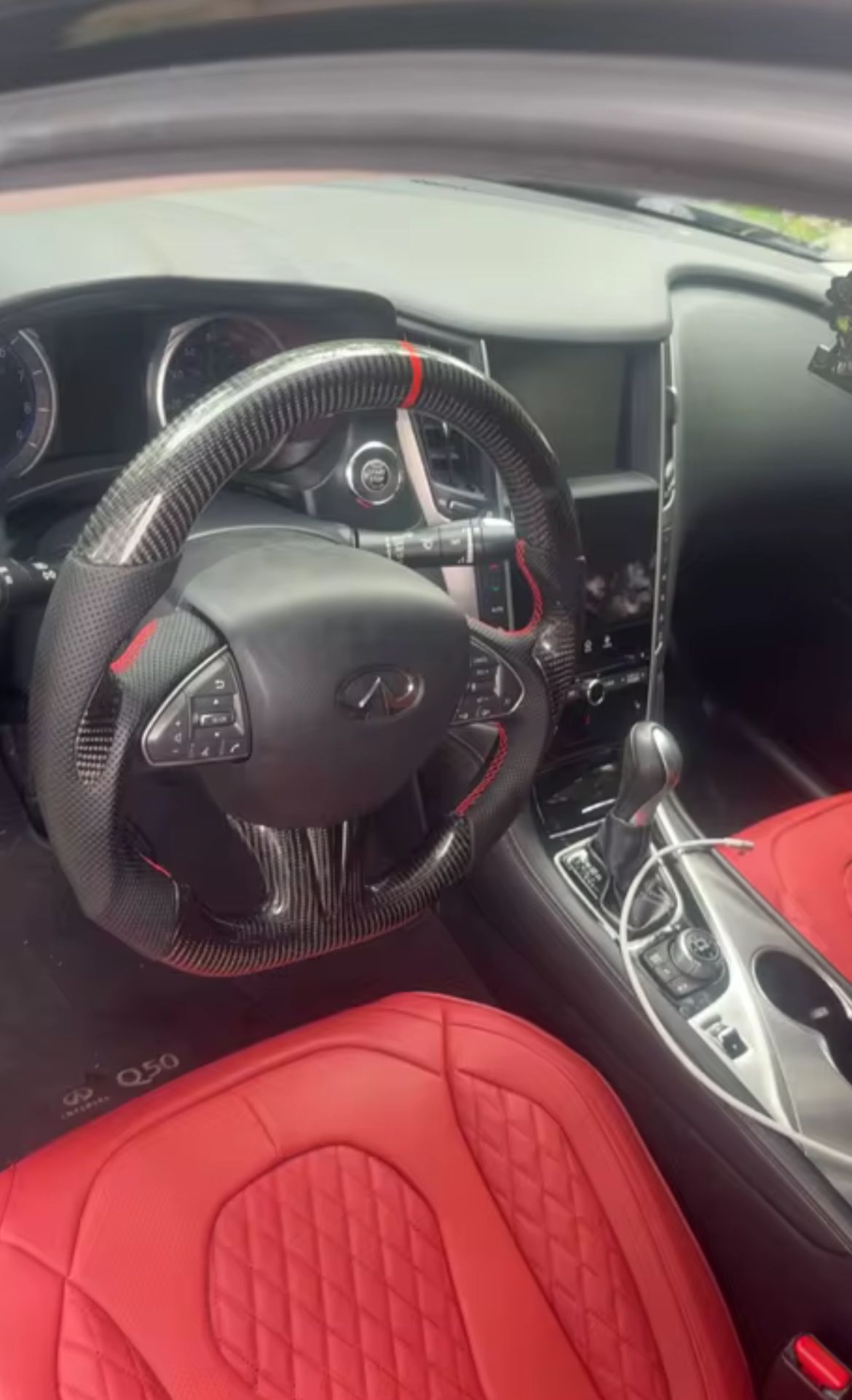 Q50 Carbon Fiber steering Wheel