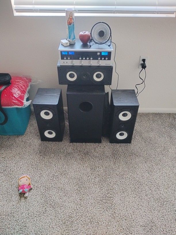 Bluetooth Stereo System Works Great