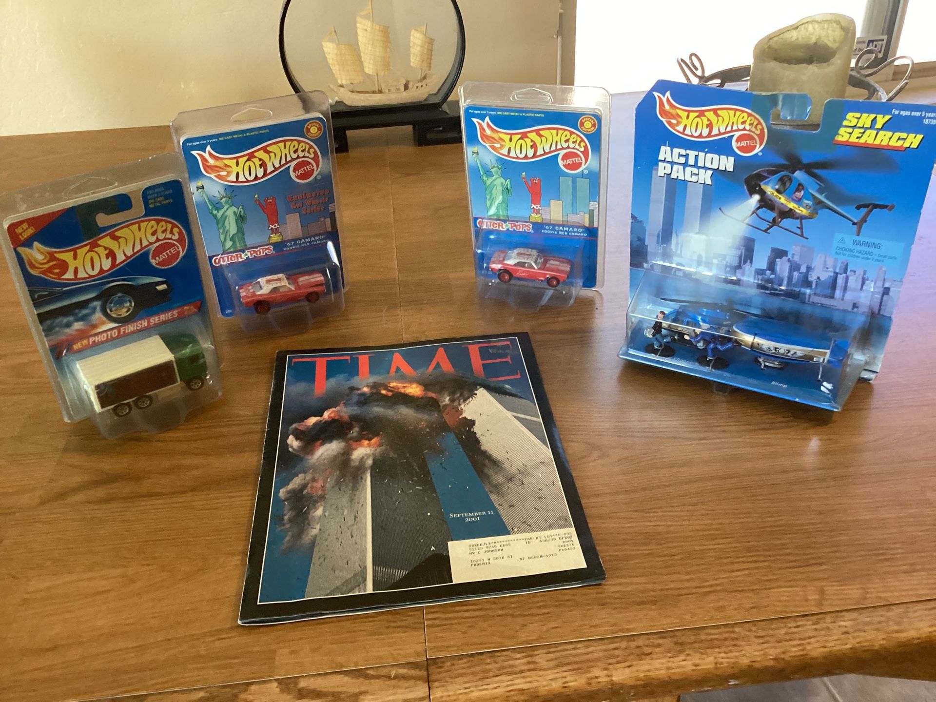 Hot Wheels Twin Towers Collection