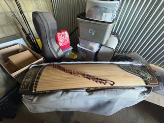 Guzheng Chinese traditional music instrument