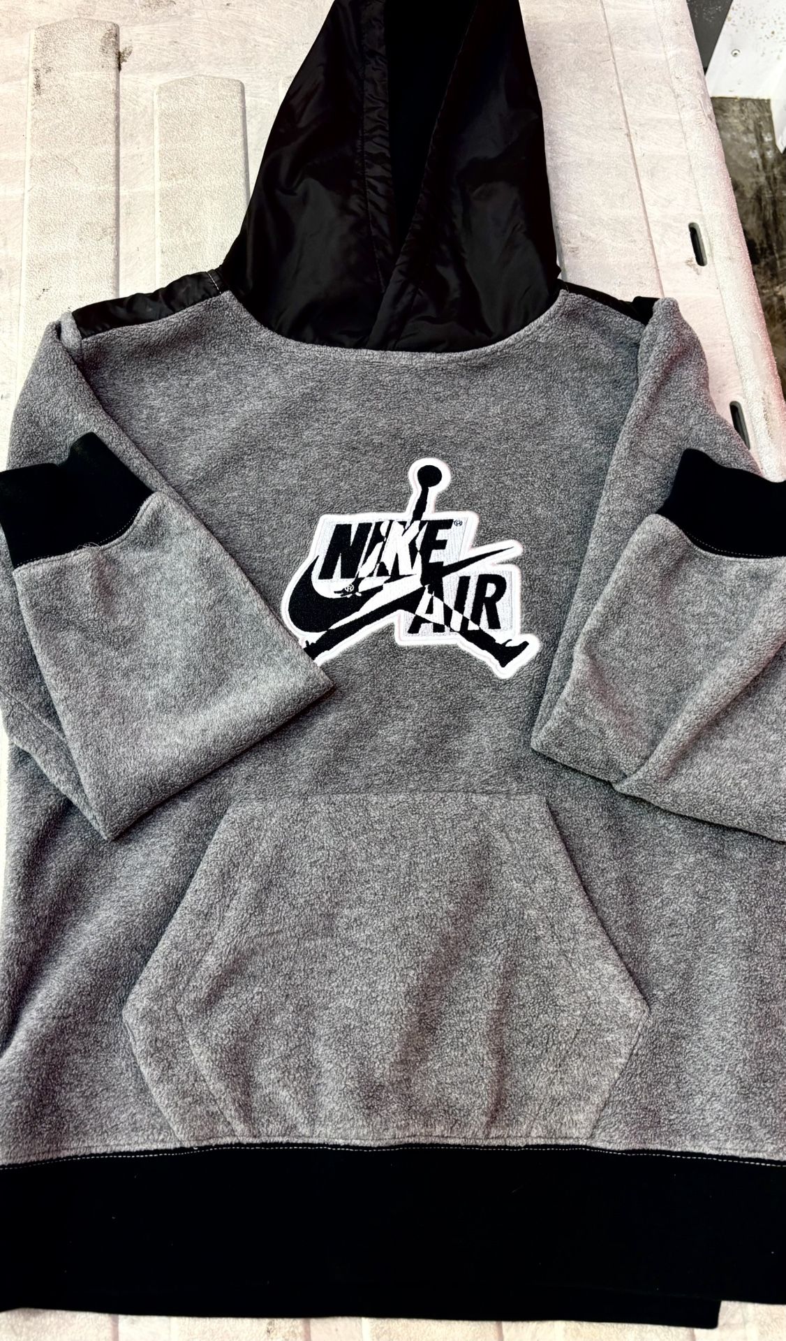 Nike Pull Over Hoodie