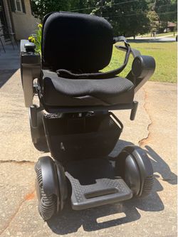 WHILL C2- Smart Travel Power
