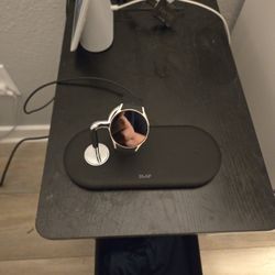 Samsung Galaxy Watch 7 + SnapWireless 2-in-1 Charging Station Bundle