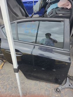 12-15 civic right rear door
