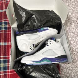 Grape 5s Size 12