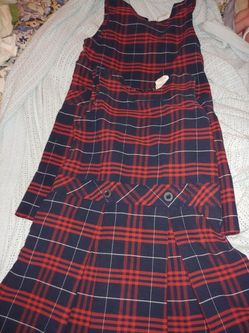 Plato Academy girls jumpers size 6x I have 2