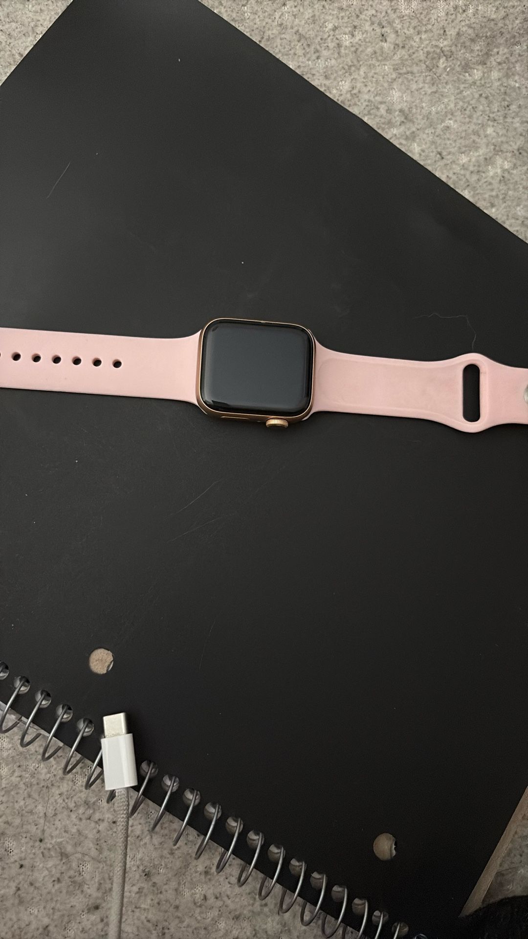 Apple Watch SE 40mm Rose Gold