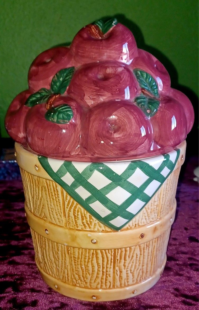 Apple Cookie Jar