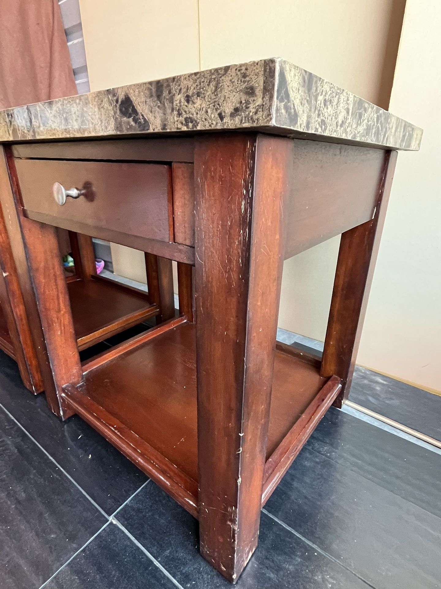 End Tables (laminate) Delivery Available