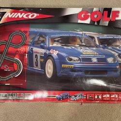 Ninco 1:32 Volkswagen Golf slot cars 20113 Nonco race set