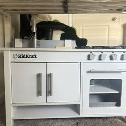 Kids Kitchen