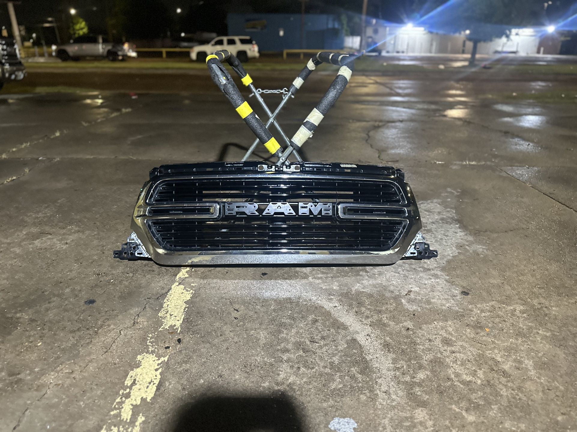 2020 Ram 1500 Grill OEM