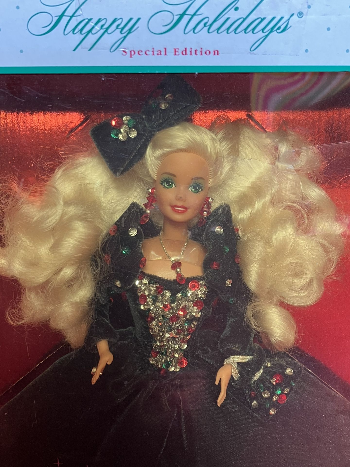 NEW Vintage BARBIE DOLL HAPPY HOLIDAY SPECIAL EDITION 1991 ‼️ BOX DAMAGED ‼️ Price Is FIRM ‼️ See HUGE Collection ALL MUST GO ‼️ See Pictures ..