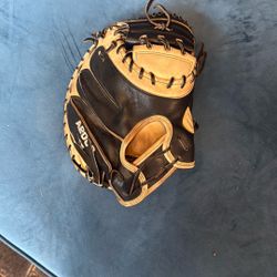 Wilson A2000 Size 33 