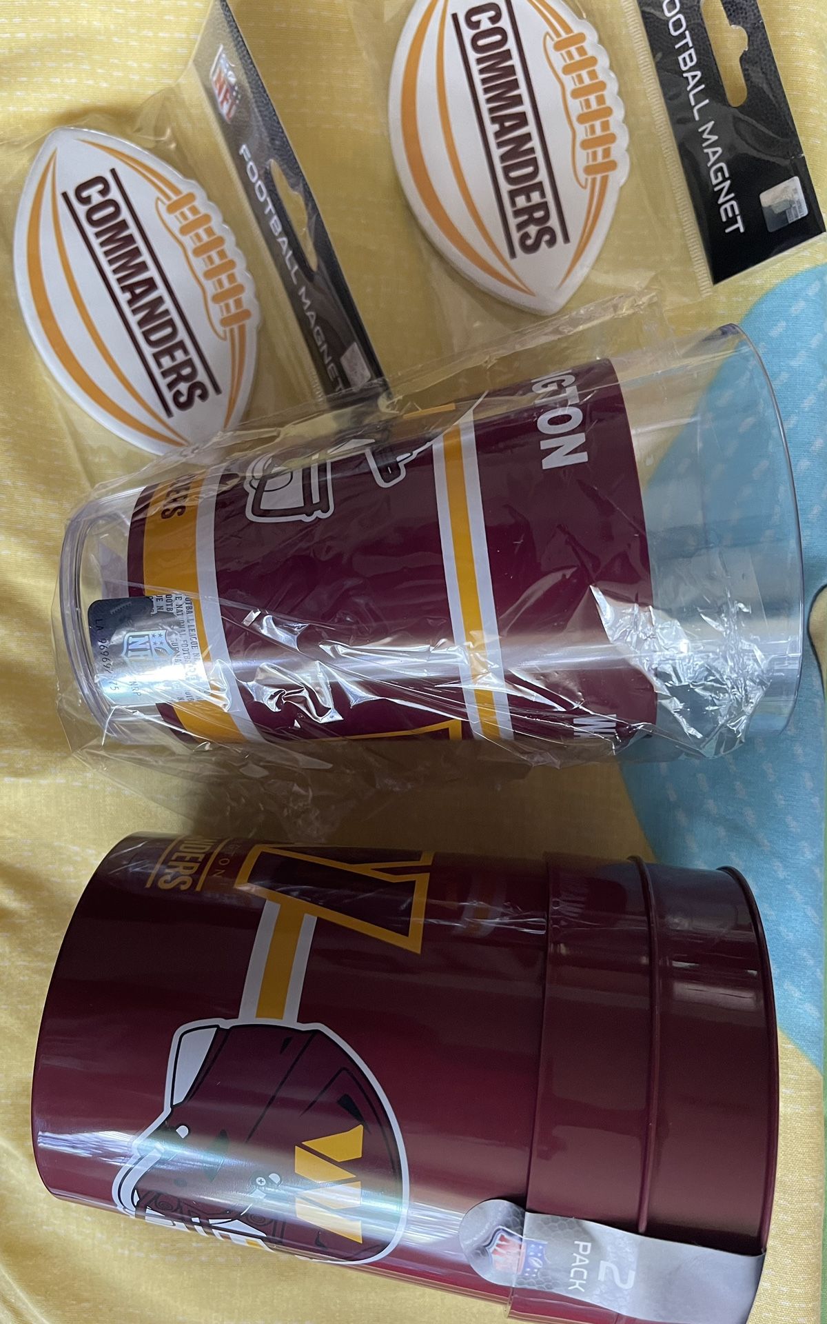 Commando (Redskins) Cups & Magnets