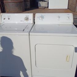 Kenmore washer and gas dryer set
