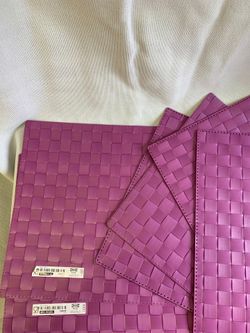 Set of 6 purple placemats