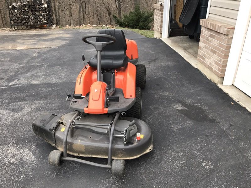 Husqvarna R120S Articulating Riding Mower, 42-Inch - $1,000 in Imperial