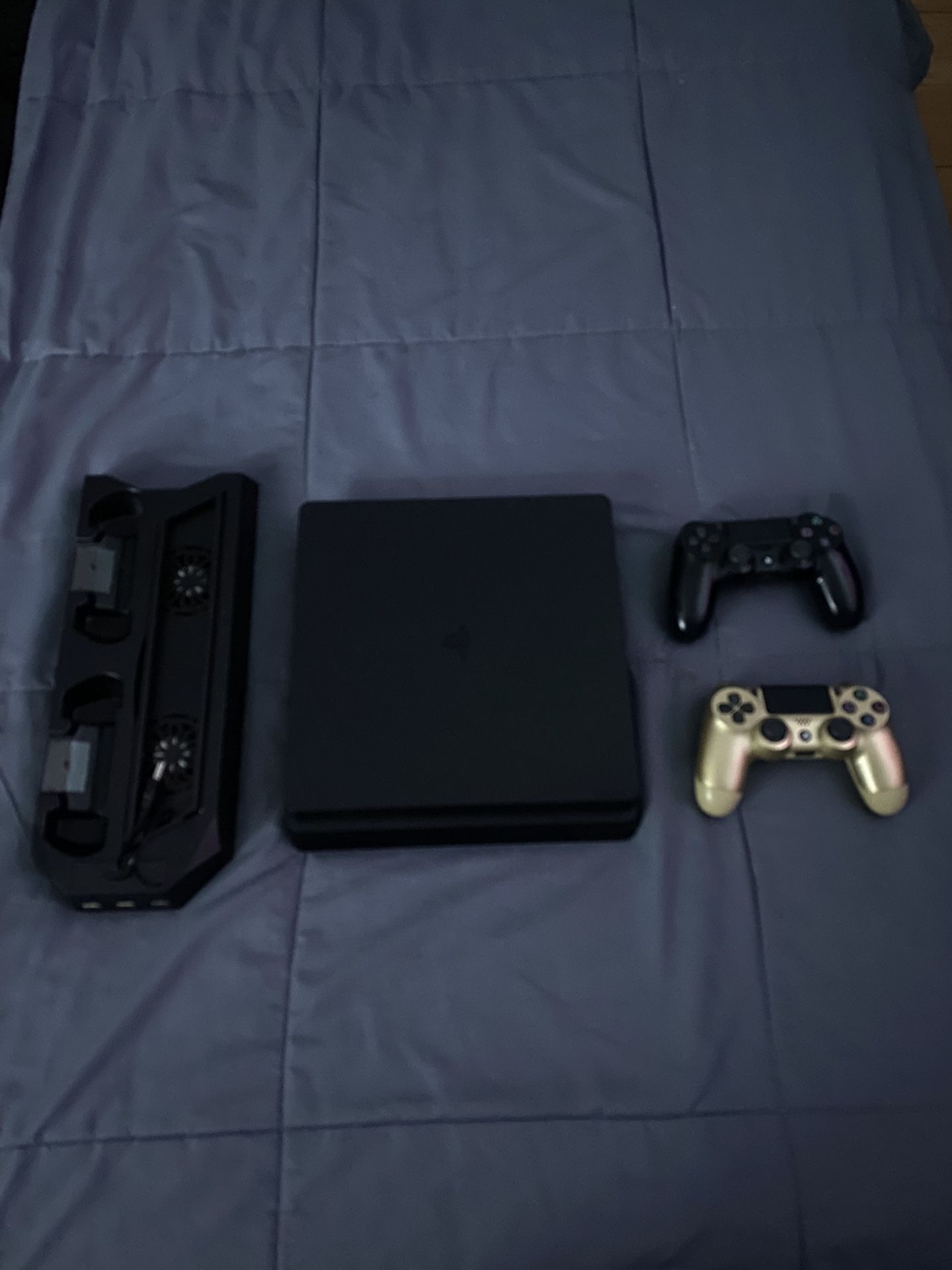 PS4 Slim