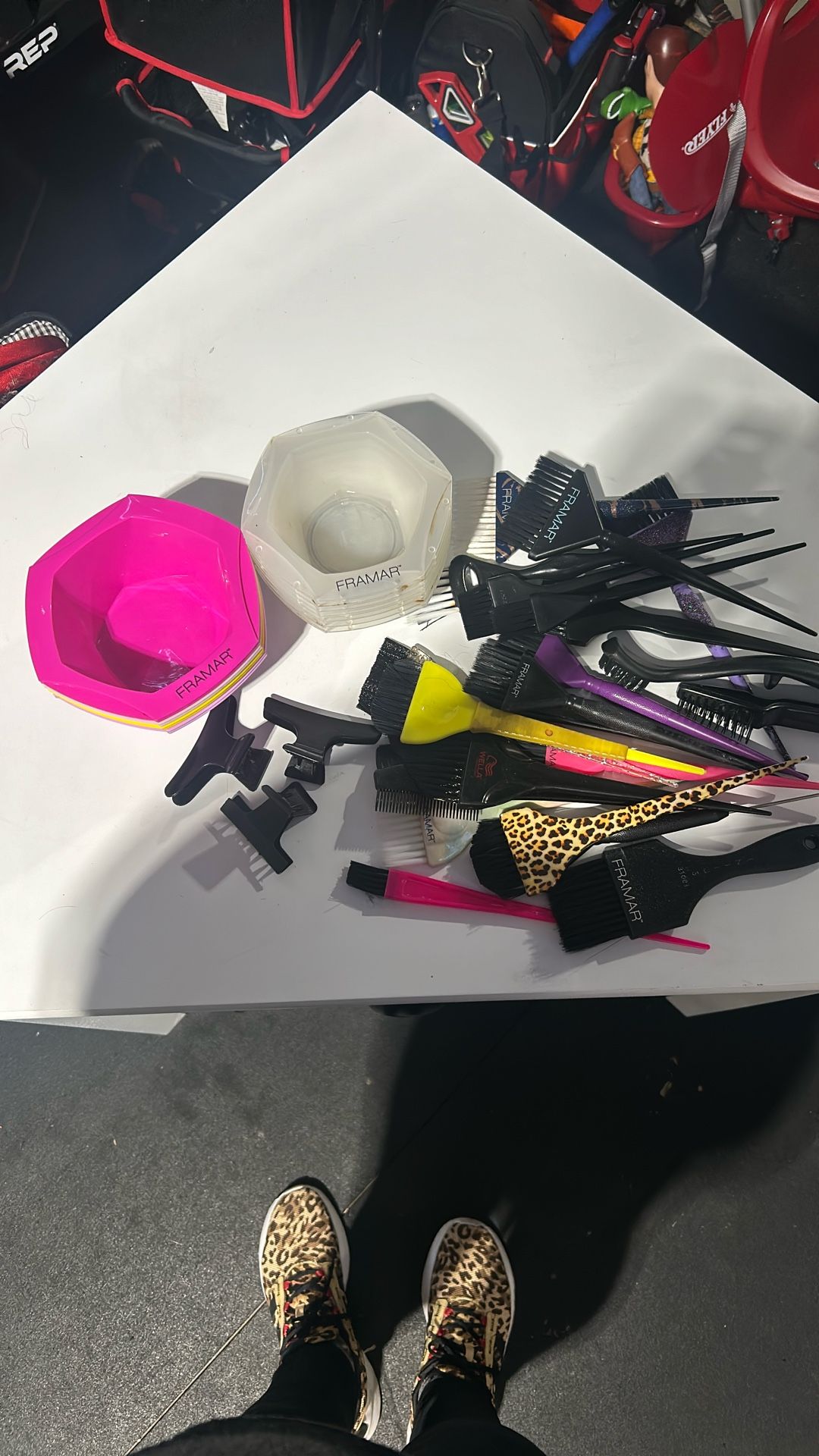 Faymar bowls and brushes all for 20 bucks.