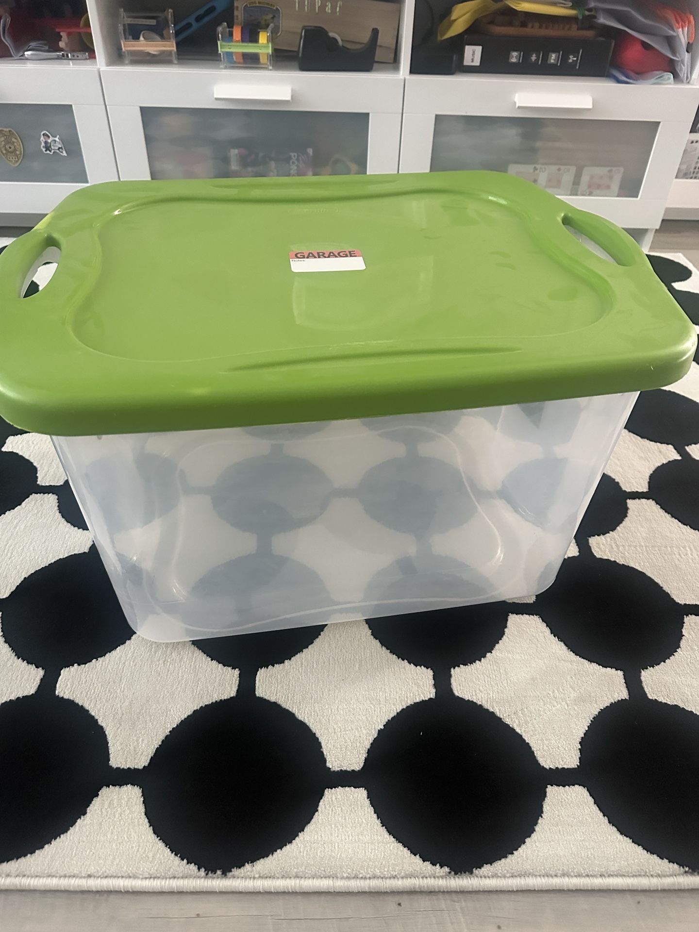 8 Available $10 Each- Sterilite Storage Containers 70qt60l See Pic For Measurements