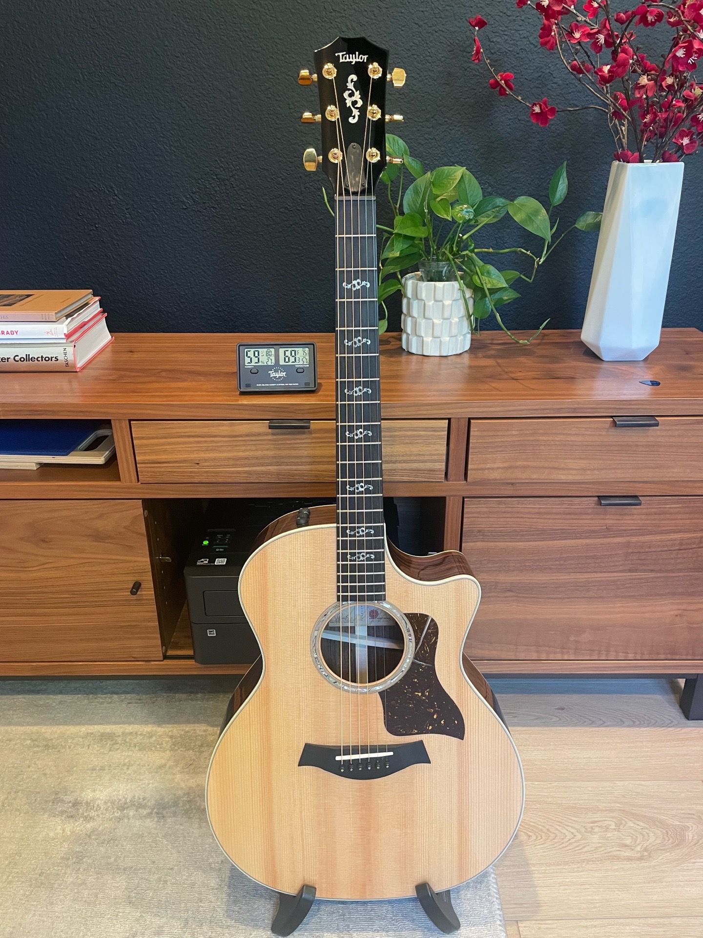 2023 Taylor 414ce V-Class Special-Edition Grand Auditorium Acoustic-Electric Guitar Natural Color: UNUSED