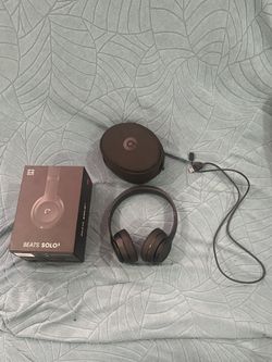 Beats solo 3 wireless headphones