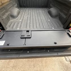 Tundra Storage Box
