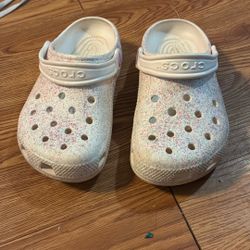 Girl Crocs Size 1