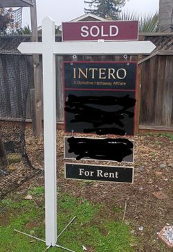 Real Estate Sign Post - Sturdy Wood Construction