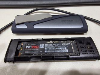 Samsung 990 Pro SSD 4TB 100% Remaining Life