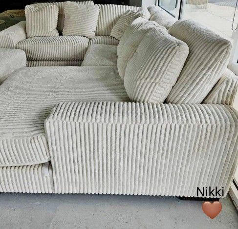 🍄 Cloud Lindyn White Color Sectional | Loveseat | Recliner | Sofa | Sleeper| Living Room Furniture| Couch| Garden | Patio Furniture | Lawn Garden 