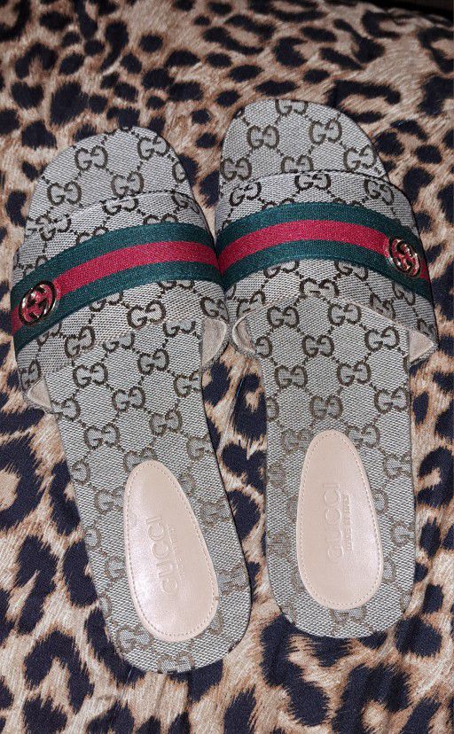Gucci Sandals Size 9