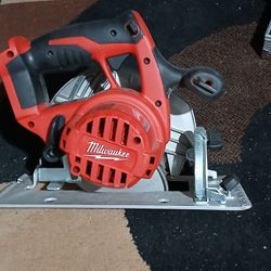 Milwaukee Table Saw