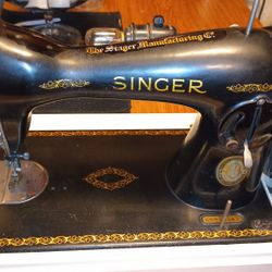 Vintage Singer Sewing Machine