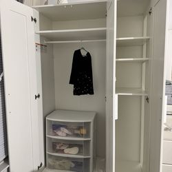 🌟 Wardrobe & Nursery Dresser – Excellent Condition! 🌟