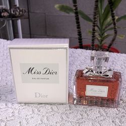 Womens Perfume, Fragrance, Cologne