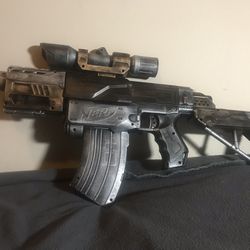 Army Shade Nerf Gun w/Darts 
