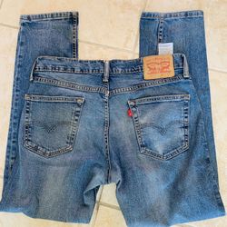 Levi’s 512 Blue Jeans . 32 W X 30 L . Great Condition . 