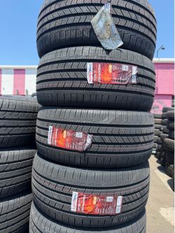🚨🚘vendo set de llantas 235 40 19 supermax tires